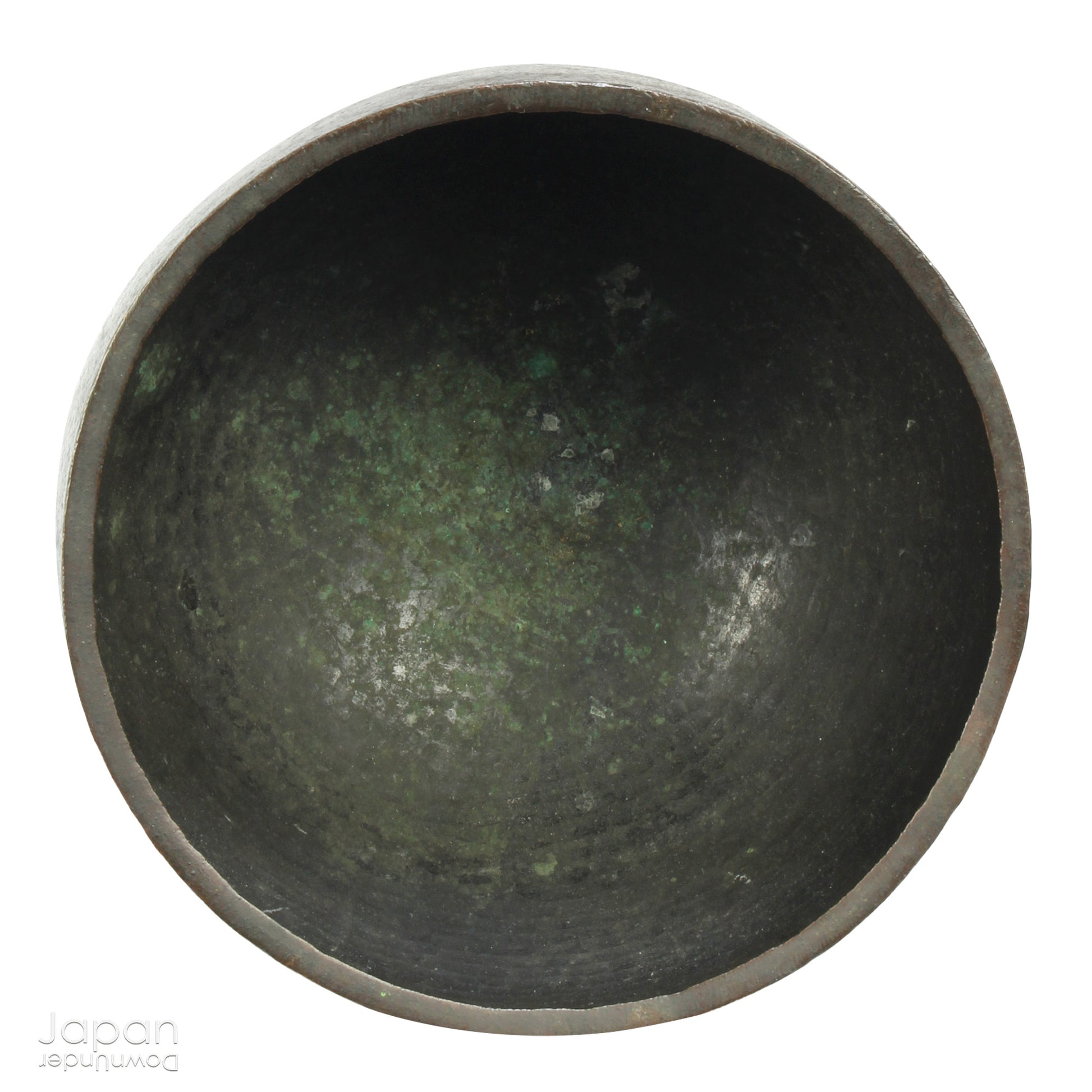 Bring the tranquility of a Buddhist temple into your home with this exquisite large vintage orin resting on a luxurious brocade cushion atop a striking red lacquer stand. Perfect for meditation, yoga and relaxation routines, it creates a peaceful ambiance that will elevate your home or studio. 