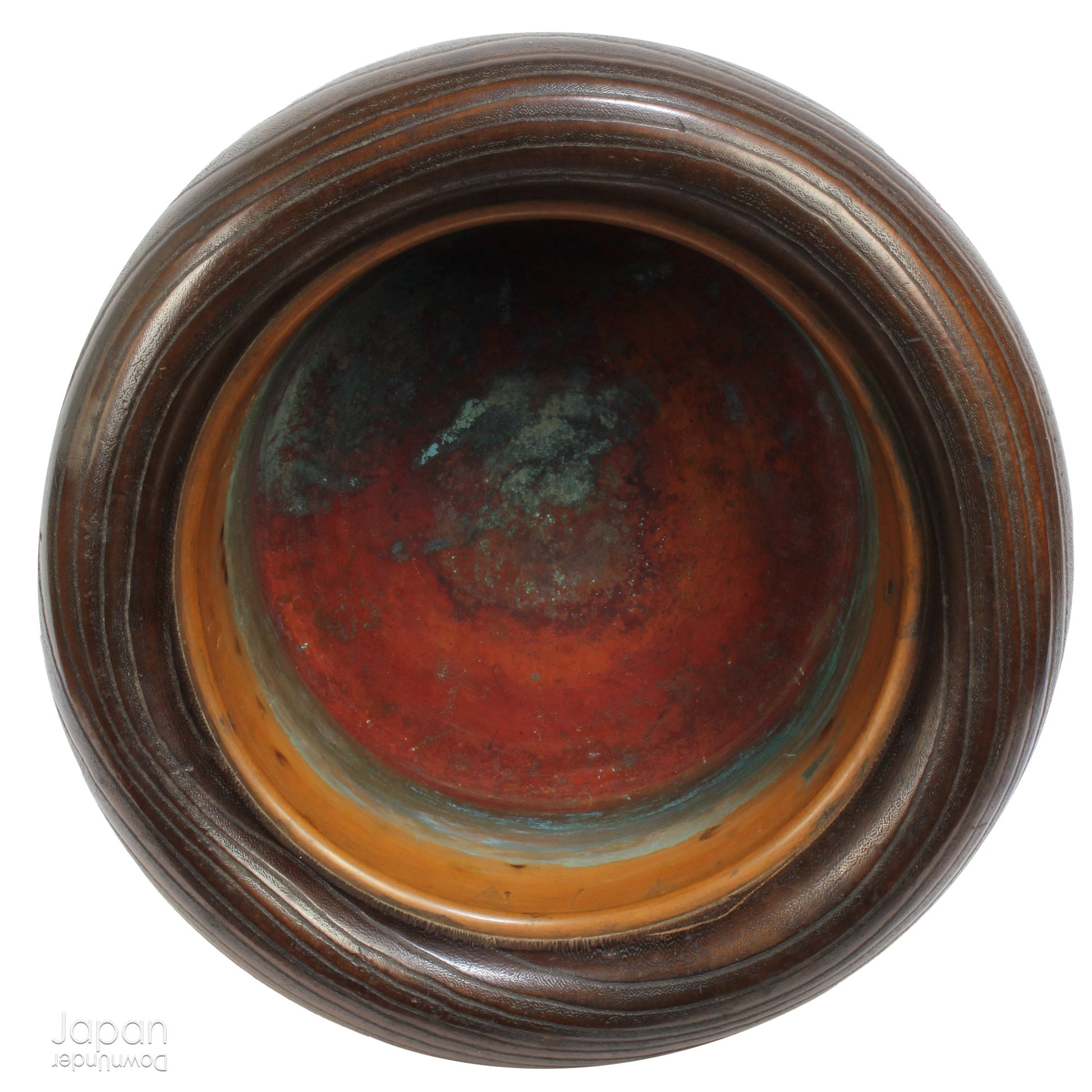 Infuse your home with the charm of Japanese tradition with this stunning antique hibachi heating pot. Adorned with intricate gold makie lacquer fans, this lovely piece seamlessly blends artistry and functionality, making it perfect as a decorative object, vase, or planter. A rare and beautiful find for those who appreciate vintage decor with a touch of elegance and history.