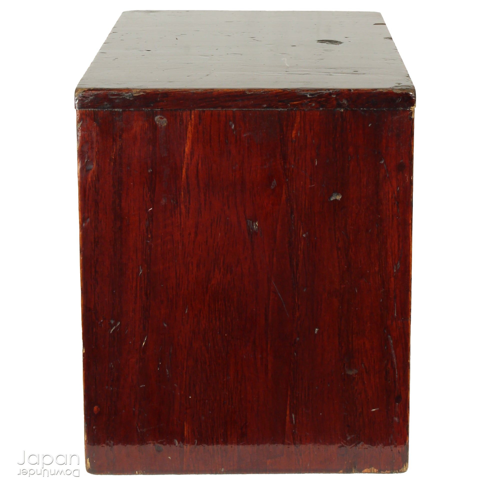Discover the quiet charm of this petite Taisho era Japanese lacquered wood box - a piece that blends humble functionality with an understated elegance. Designed for storing your most cherished small items, it brings a subtle touch of folk artistry to any setting while offering a truly storied way to organize and display.