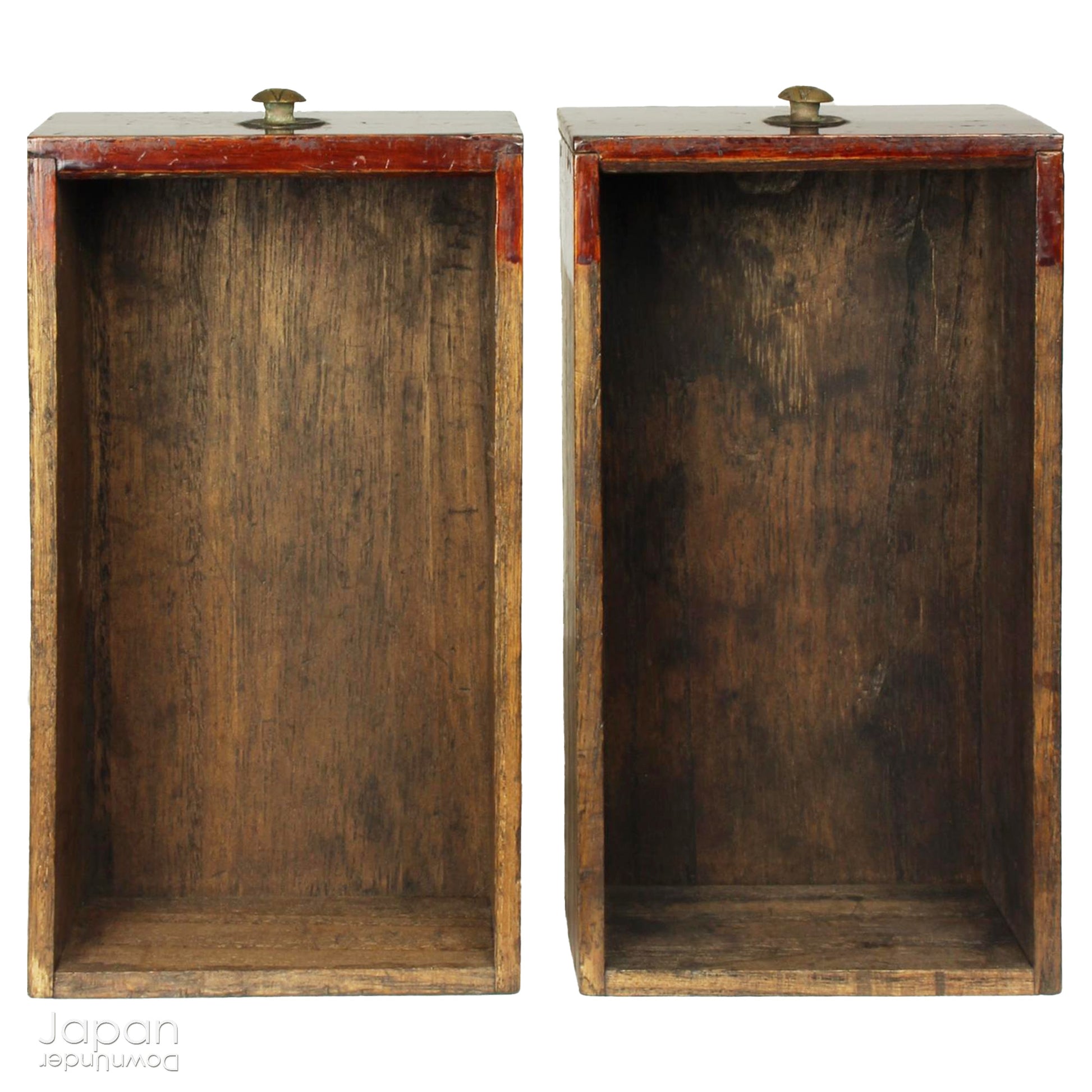 Discover the quiet charm of this petite Taisho era Japanese lacquered wood box - a piece that blends humble functionality with an understated elegance. Designed for storing your most cherished small items, it brings a subtle touch of folk artistry to any setting while offering a truly storied way to organize and display.