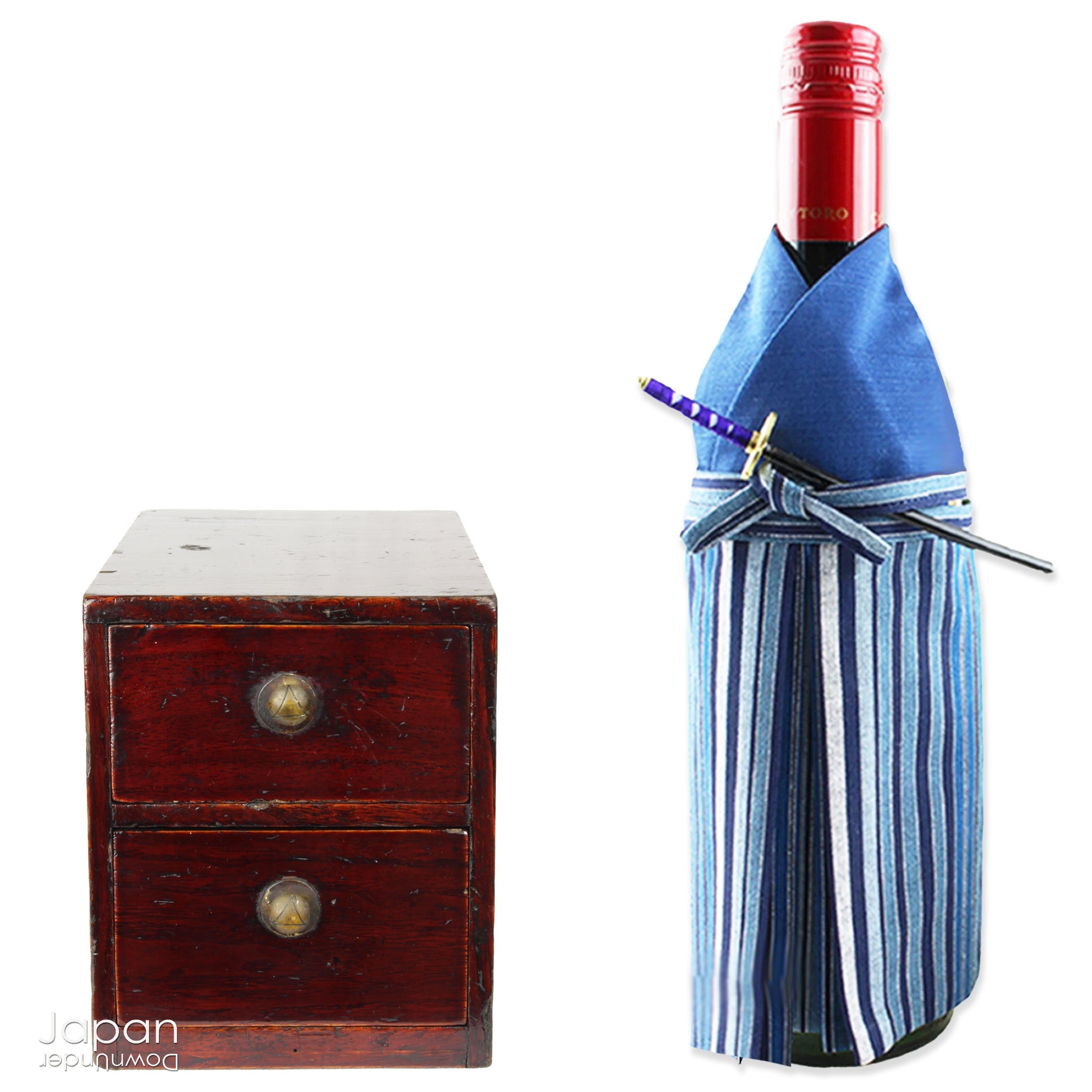 Discover the quiet charm of this petite Taisho era Japanese lacquered wood box - a piece that blends humble functionality with an understated elegance. Designed for storing your most cherished small items, it brings a subtle touch of folk artistry to any setting while offering a truly storied way to organize and display.