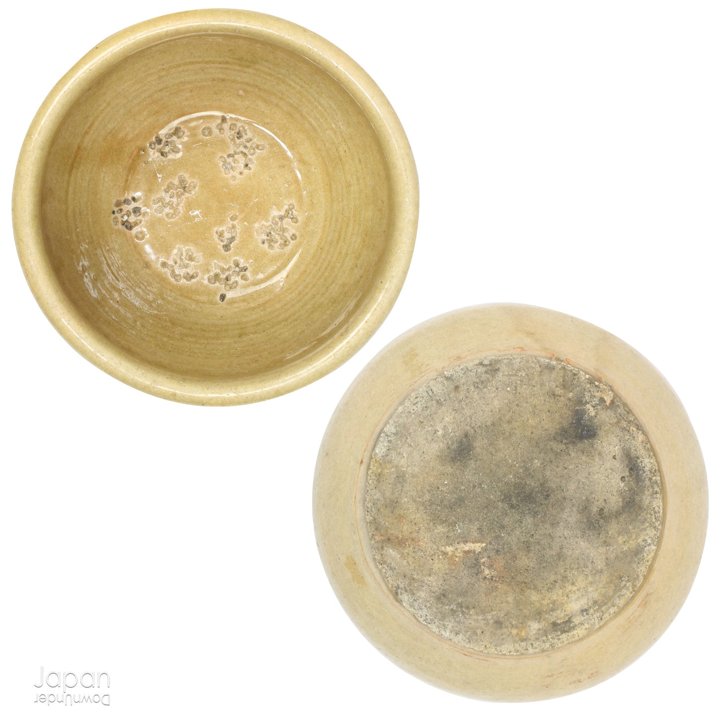 Add a touch of timeless history to your kitchen with this exquisite antique folk art stoneware mixing bowl. A true vintage gem, it offers a captivating glimpse into the artistry of the Edo and Meiji eras.