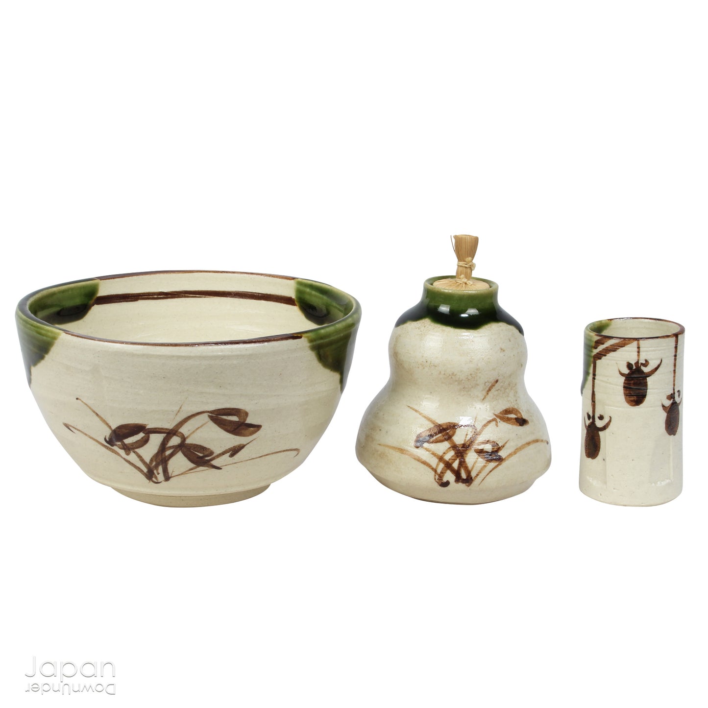 Immerse yourself in the timeless elegance of Japanese tea culture with this exquisite vintage Chabako box and utensil set. Perfect for tea enthusiasts and collectors alike, this thoughtfully designed set offers both beauty and functionality, allowing you to experience the peaceful ritual of the matcha tea ceremony wherever you go.