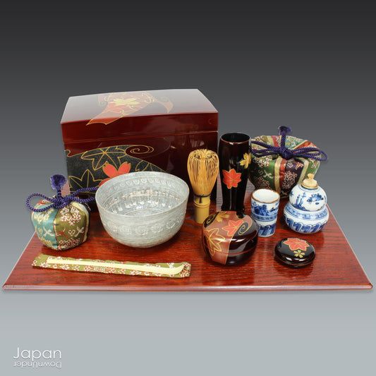 Discover the elegance of Japanese tea culture with this meticulously crafted Chabako box and matching utensils set - a perfect companion for both tea lovers and collectors alike. Designed for portability and ease, this set brings the serene ritual of the matcha tea ceremony to any location, allowing you to enjoy a peaceful, mindful moment wherever you are.
