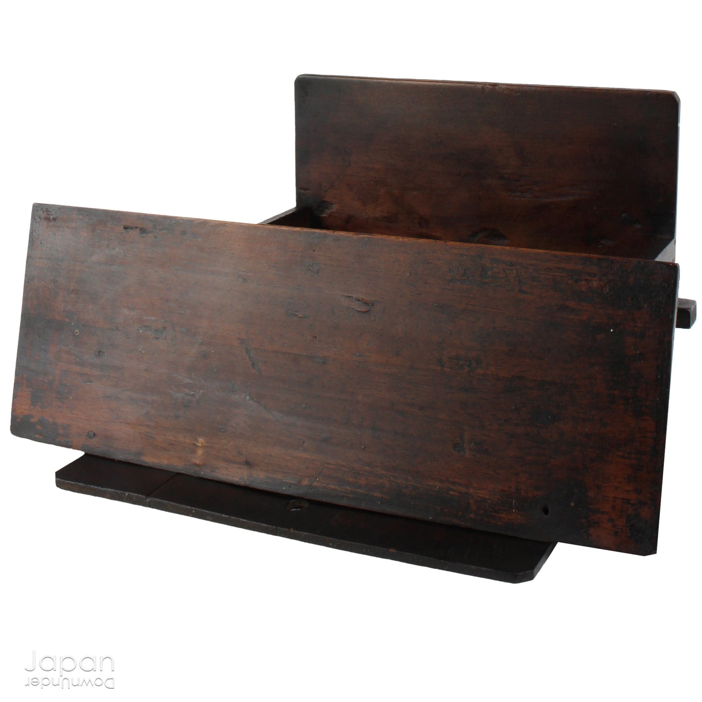 Bring a piece of history into your home with this 1900’s Shinto folk faith shrine, perfect for creating a sacred space on your own kamidana (god shelf) or within your home. This antique religious decor features the lucky gods, Ebisu and Daikoku