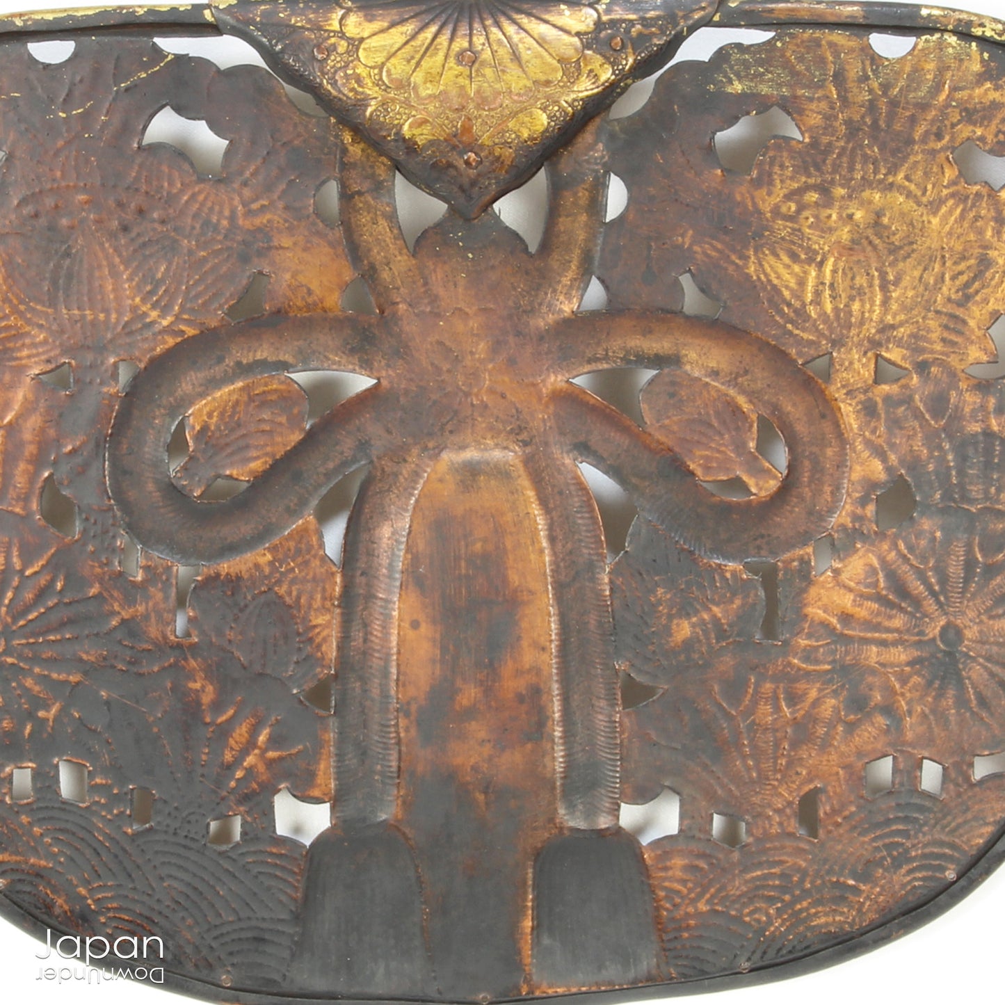 Infuse your home with serenity and elegance with this remarkable antique bronze Buddhist lotus flower plaque. Crafted with intricate details, this stunning votive offering is a symbol of tranquility and grace, making it the perfect addition to your meditation space or as a unique decor accent.