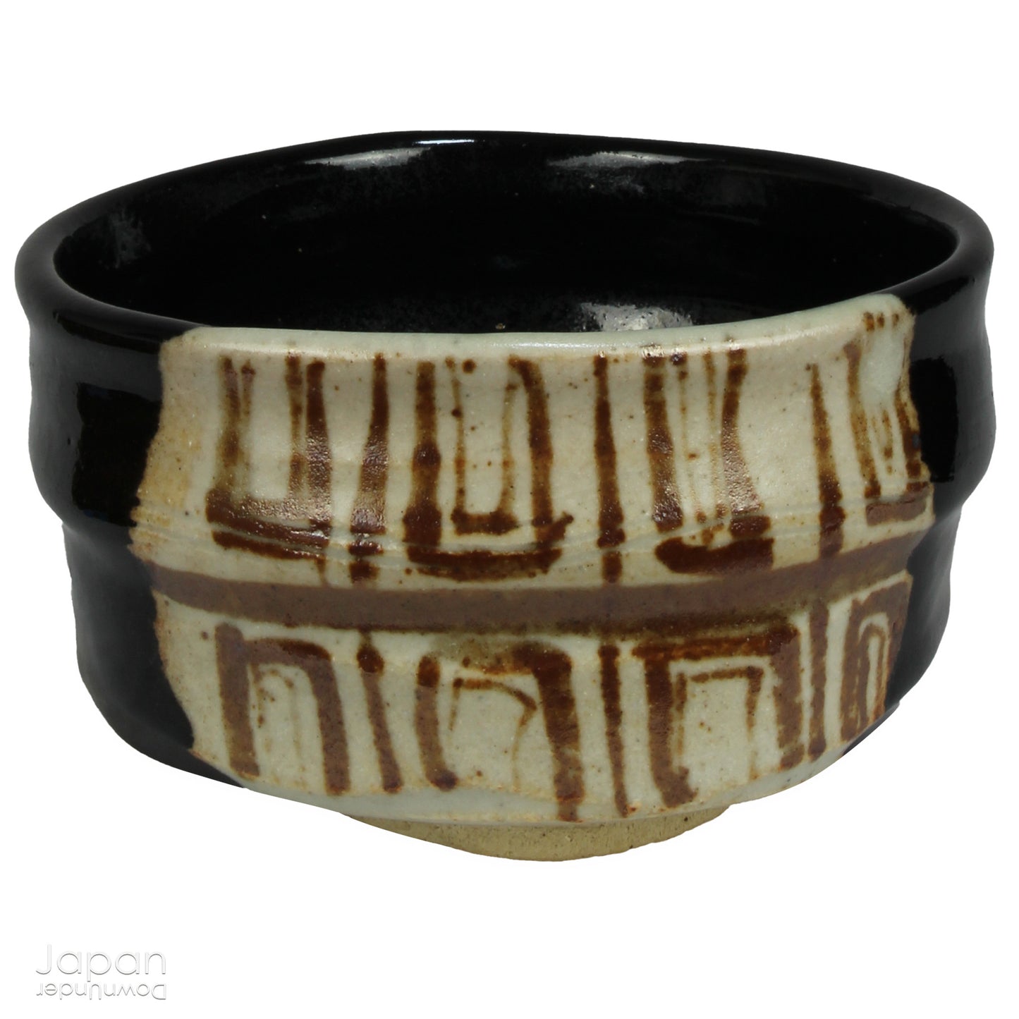 Experience the perfect blend of tradition and modernity with this stunning black Oribe matcha tea bowl. Crafted by the talented artist Yoshiyuki Sone, this unique piece boasts a contemporary design with a striking brown and beige geometric accent that adds a touch of sophistication to any tea ceremony.
The glossy black glaze of the bowl, paired with a minimalistic rectangular design, creates a striking contrast against the vibrant green matcha, making each sip feel even more special. True to the Oribe styl