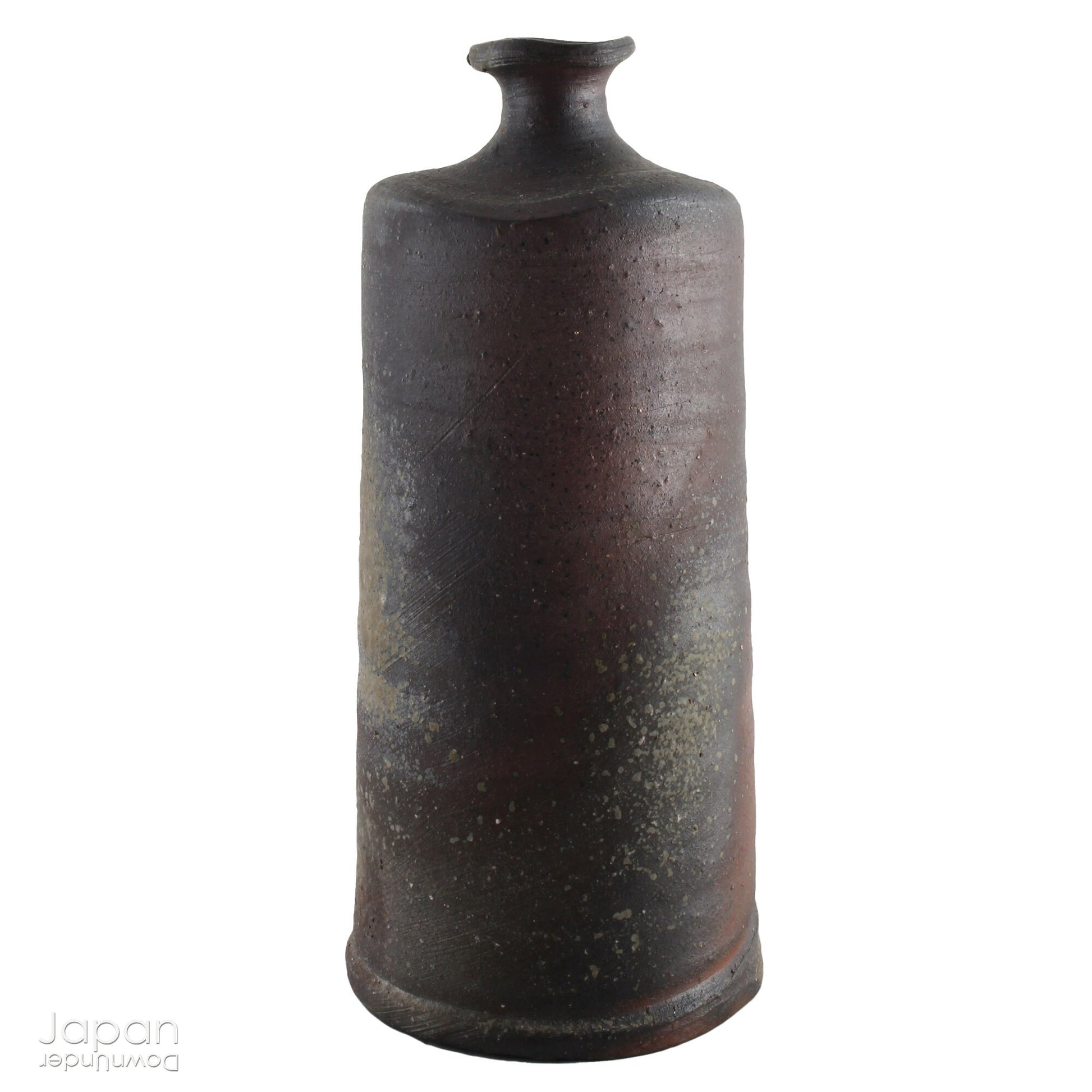 Handcrafted in classic Bizen style, this vase showcases the raw, unglazed clay and natural firing marks that make Bizen pottery so revered. Originating from one of Japan’s Six Ancient Kilns, Bizen ware has been treasured for its earthy textures, rich patina, and exceptional durability since the 12th century.