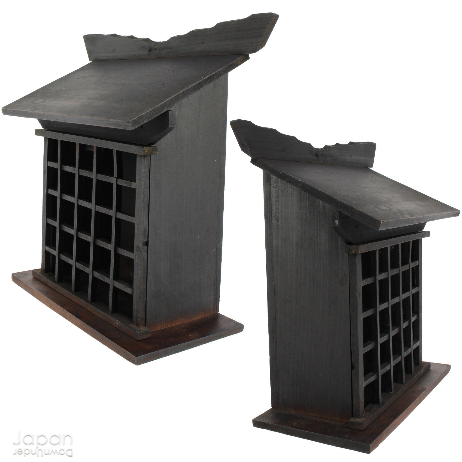 Bring a piece of history into your home with this 1900’s Shinto folk faith shrine, perfect for creating a sacred space on your own kamidana (god shelf) or within your home. This antique religious decor features the lucky gods, Ebisu and Daikoku.