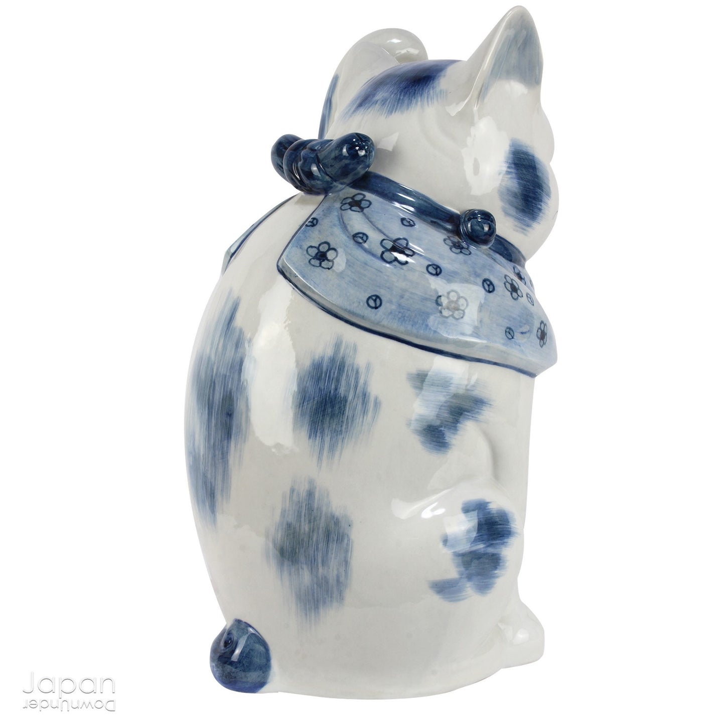 Bring an aura of good fortune and opulence into your space with this stunning large and heavy black Kutani pottery maneki neko cat. This beautiful piece beckons in good luck and wealth, exuding a sense of simple elegance that is truly striking. A must-have for those seeking to add a touch of charm and prosperity to their decor.