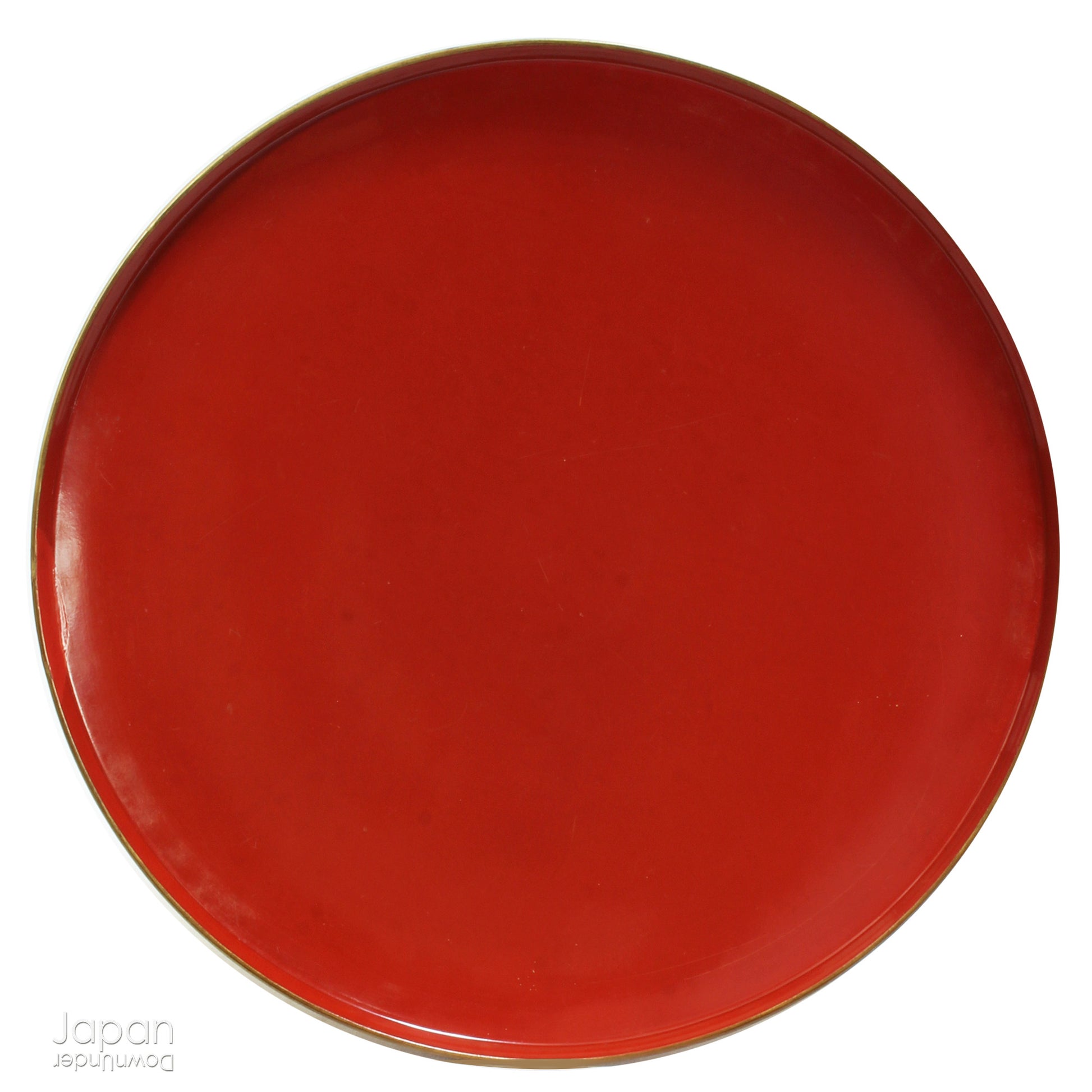 A refined and exquisite example of Meiji-era artistry, this red lacquer lidded sweet bowl - known as an ohira - dates to 1894 (the 27th year of Meiji, Year of the Horse). Perfect as a statement piece or storage for small precious items, it embodies sophistication and charm, bringing a touch of traditional artistry and timeless elegance to your home. 